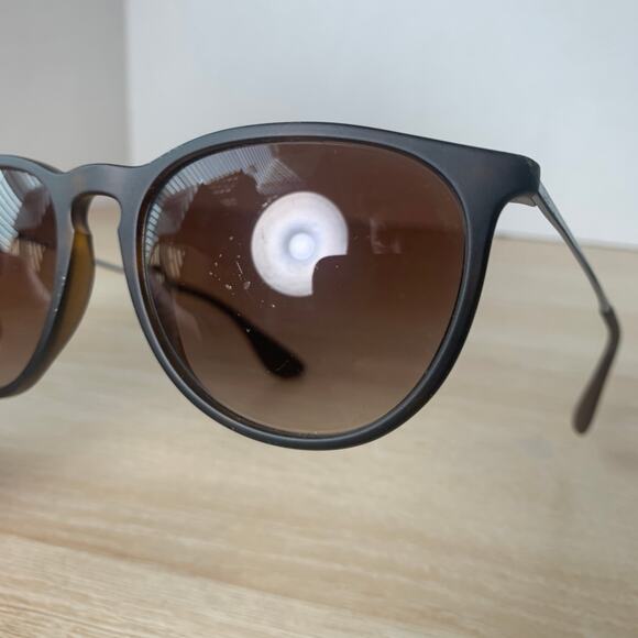 Ray-Ban RB4171 Erika 865/13 Sunglasses Tortoise Shell Gradient Brown 54-18-145 main image 5